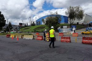 Trabajos de reposicionamiento en la av. Morán Valverde.