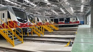 Comunicación interna, aire comprimido, frenado, ventilación, tracción, equipos auxiliares como iluminación, comunicación al viajero y apertura y cierre de puertas son parte de los subsistemas que se deben probar en los trenes del Metro de Quito.