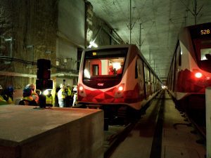 Con tracción propia llegó el tren que sufrió un descarrilamiento a Talleres y Cocheras para su puesta a punto y volver a la operación pronto.