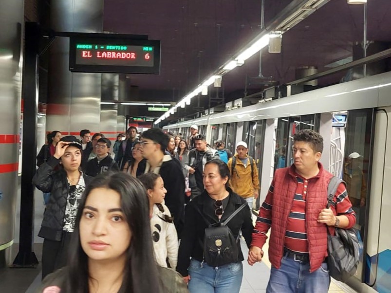 En 283 días de operación ininterrumpida el Metro de Quito superó los 40 millones de viajes, con un promedio acumulado de 141 mil diarios.