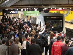 Por su primer año, el Metro de Quito presenta una agenda para conmemorar este servicio que ha transformado la dinámica de la capital.