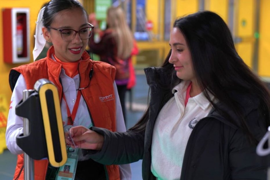 Cada vez son más las personas usuarias del metro que prefieren el uso de la Tarjeta Ciudad, códigos QR digitales y su cédula para viajar.