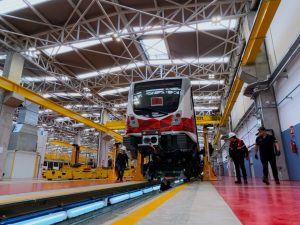 La unidad 16 de la flota del Metro de Quito estará operativa a finales de julio y reforzará la operación comercial del sistema.