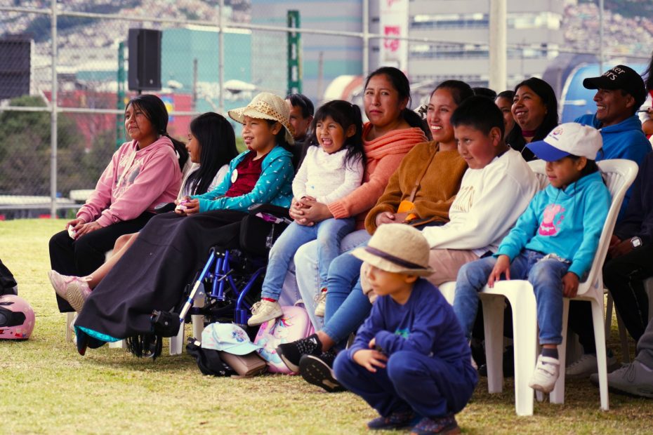 Metro de Quito reafirmó su compromiso con la comunidad a través de la jornada ‘Metro Recicla: Mujeres liderando la economía circular’.