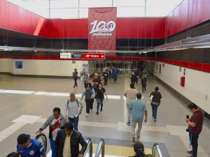En apenas 21 meses de operación ininterrumpida, el Metro de Quito alcanzó la cifra récord de 100 millones de viajes acumulados hasta ahora.