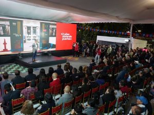 El Metro de Quito celebró este 1 de diciembre sus dos años de operaciones, en una jornada de activaciones culturales y sentido de comunidad.