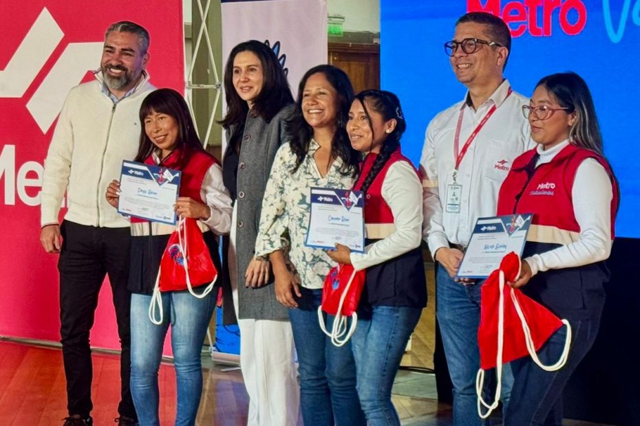 19 jóvenes se suman al equipo de Metro Voluntarios que fueron capacitados teórica y prácticamente para difundir la Cultura Metro.