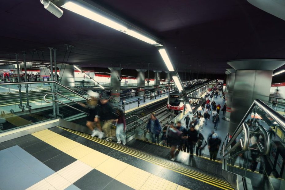 Metro de Quito ya es parte de la UITP, principal red global de transporte público que abarca más de 100 países miembros y 2000 empresas.