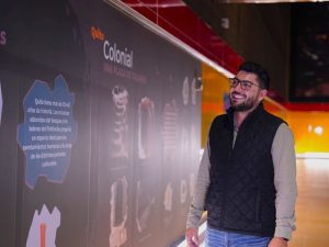 Nueva exposición cultural en la estación San Francisco "Descubre la Plaza de San Francisco: La historia bajo tus pies".