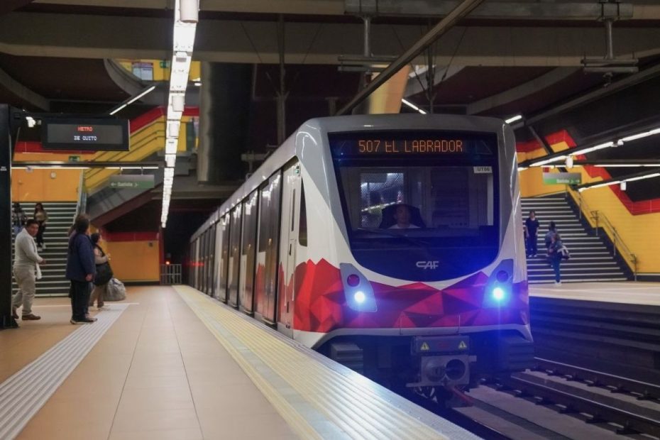 Viernes 22 y sábado 23 de mayo habrá horarios extendidos del Metro para reactivar la cultura durante el feriado por la Batalla de Pichincha.